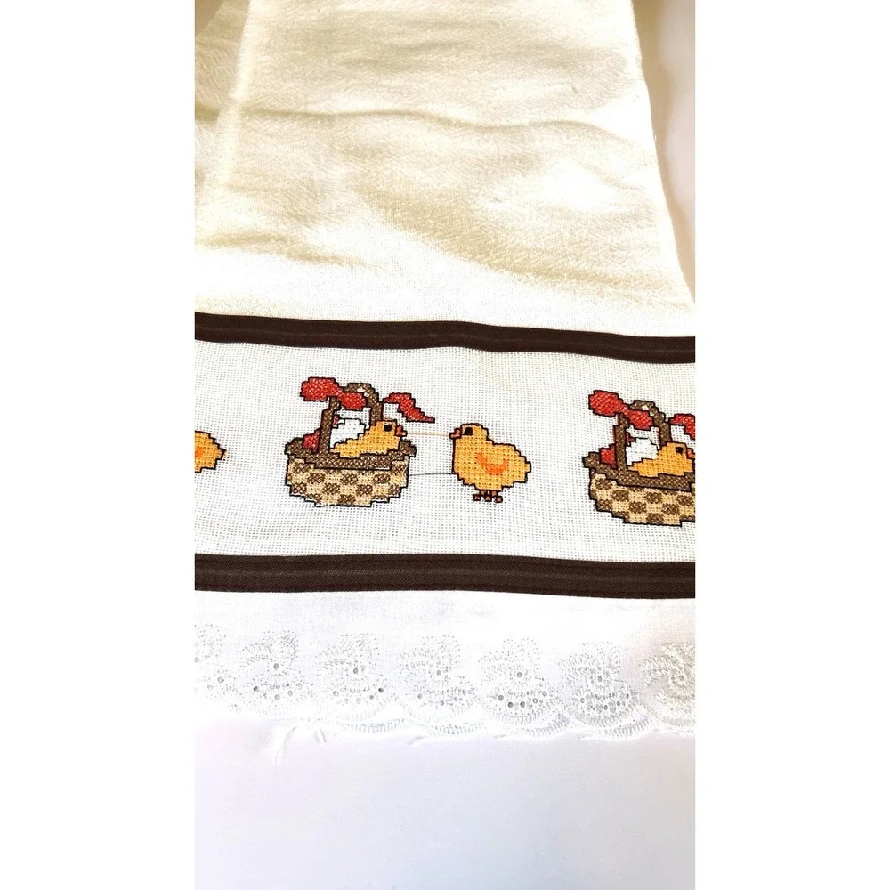 VTG‎ Brazilian Cross-Stitched Tea Towel Farmhouse-Style Scalloped Lace Cotton